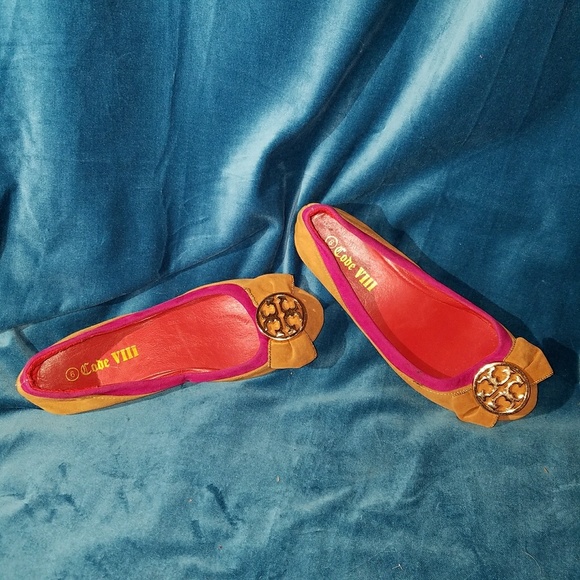 Shoes - Cute suede-like ballet flats